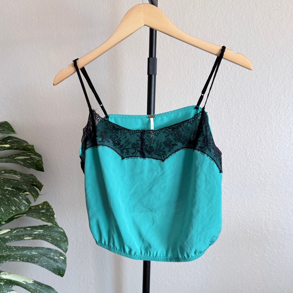 Free People Lace‎ Trim Cropped Cami Tank Top Green Black Size M Boho Festival